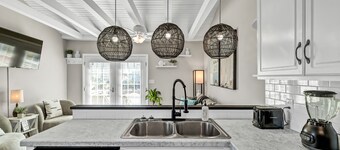 The Scooby Shack-A fully remodeled home with private neighborhood beach access!