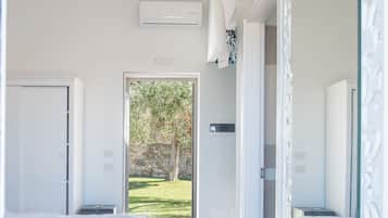 Superior Double or Twin Room | Down duvets, minibar, in-room safe, blackout curtains