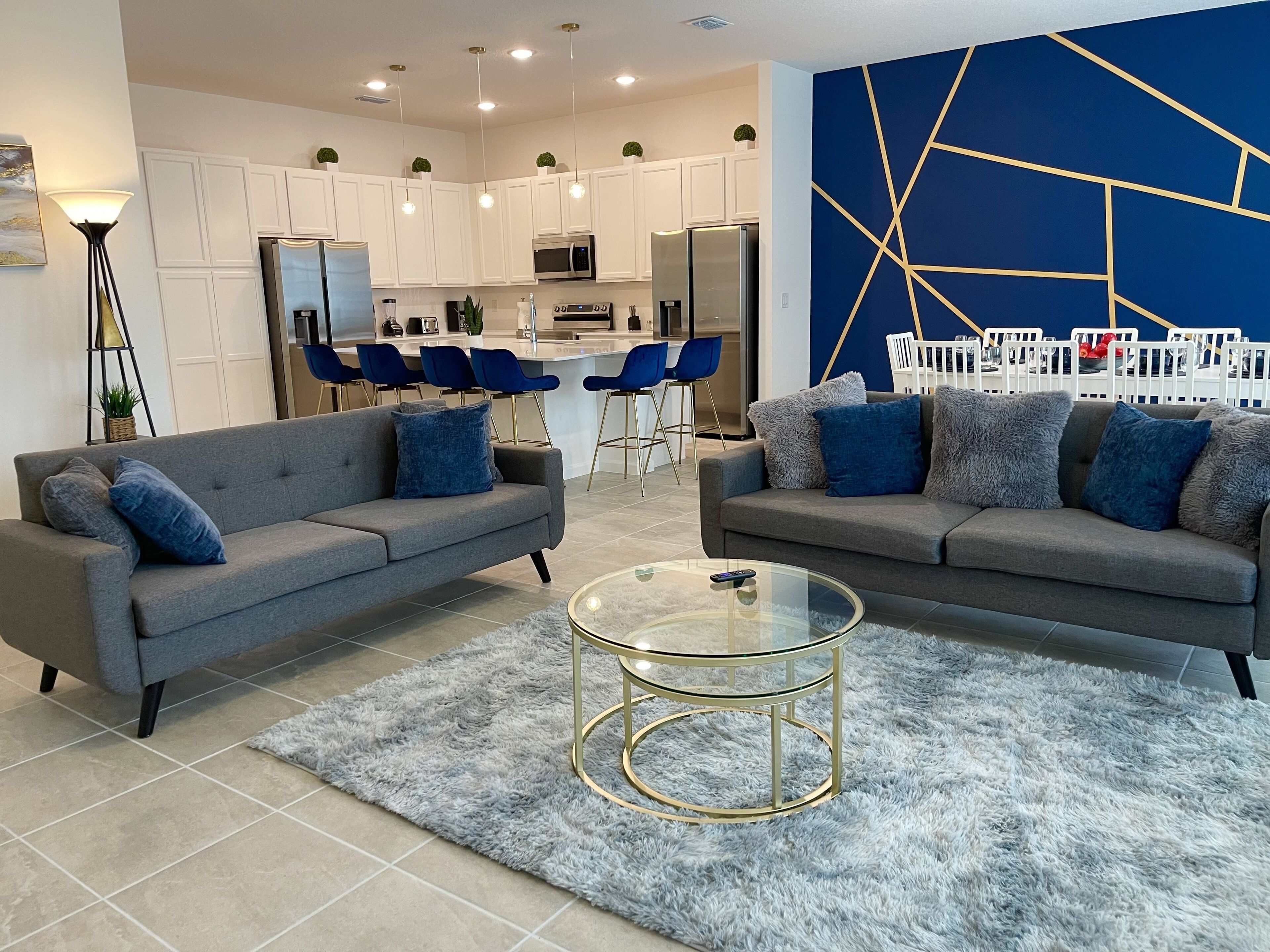 Kissimmee Massive luxury homes for 30 to 52 guests-grills-pools-games _Disney 