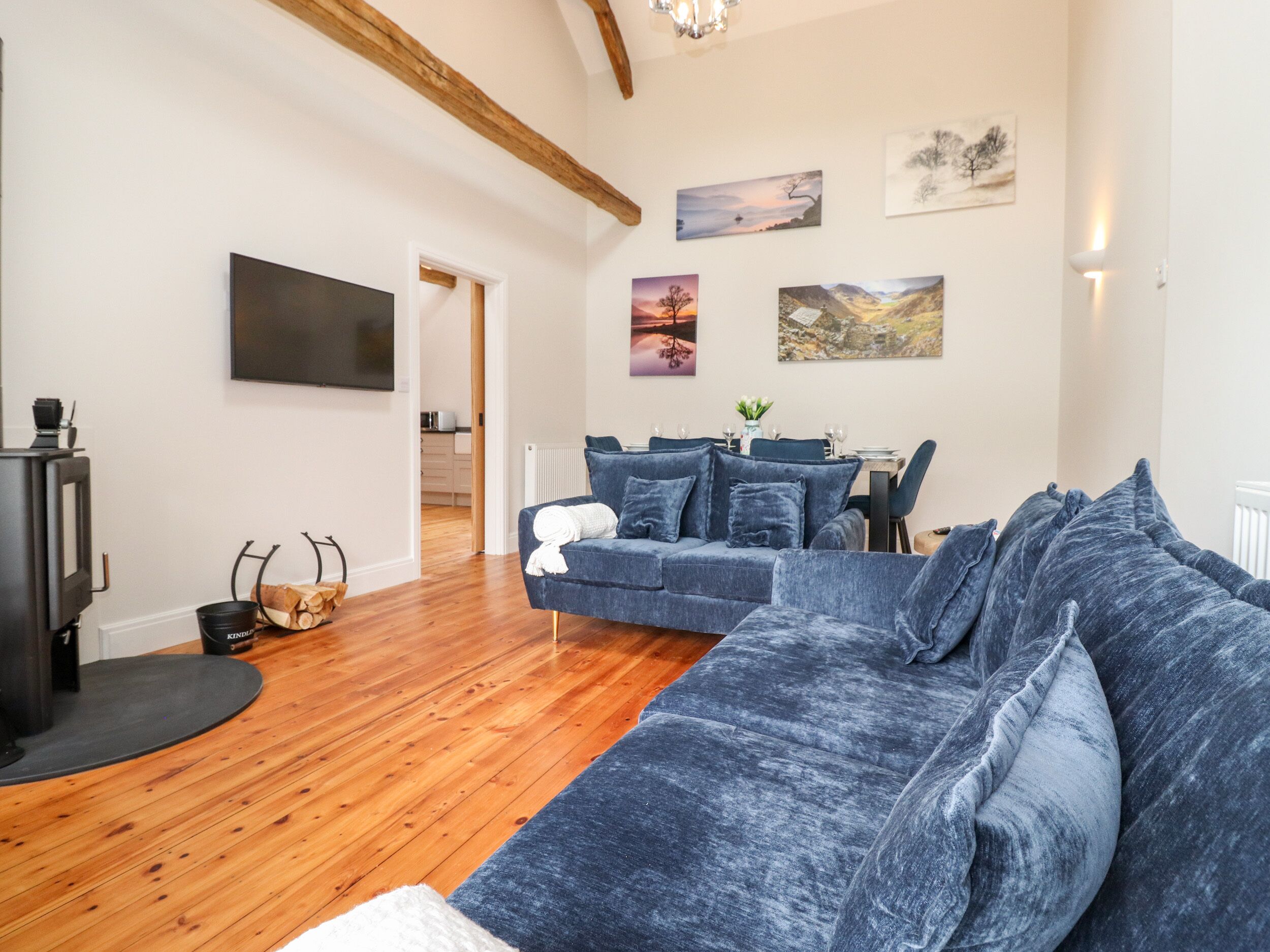 Adas Hideaway, Pet Friendly, With Open Fire In Sizergh, Cumbria - Kendal