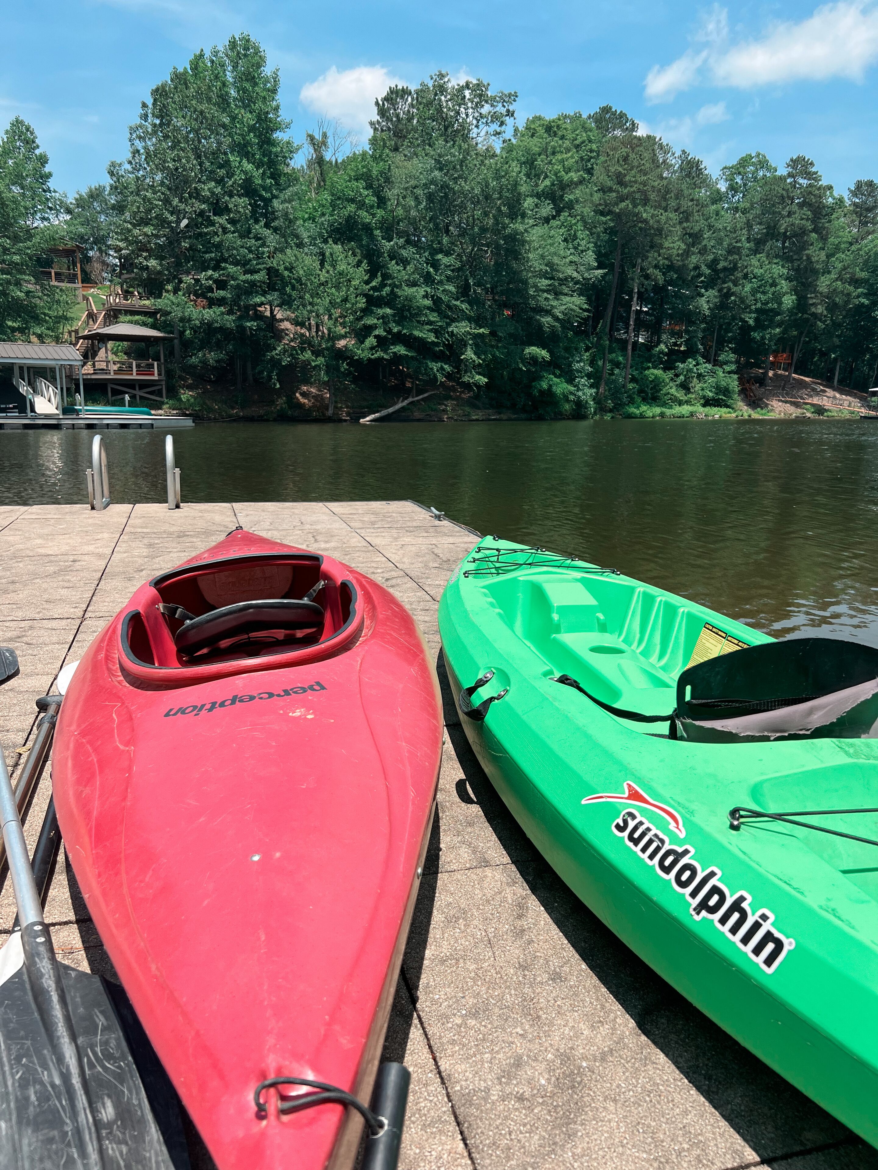 Pet Friendly! Lakefront - Crooked Creek Retreat