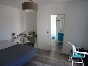 3 slaapkamers, gratis wifi, beddengoed, rolstoeltoegang