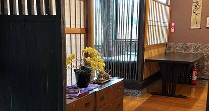 Enjoy Nanki with 2 meals☆River Fun★Sea Fun★Mountain Fun★Sightseeing Tour★Sushi. Tempura. Sashimi Cuisine ★Guesthouse Rengeen