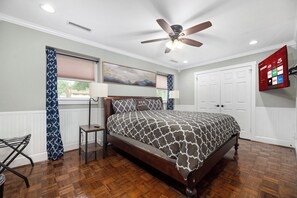 7 bedrooms, iron/ironing board, travel cot, free WiFi