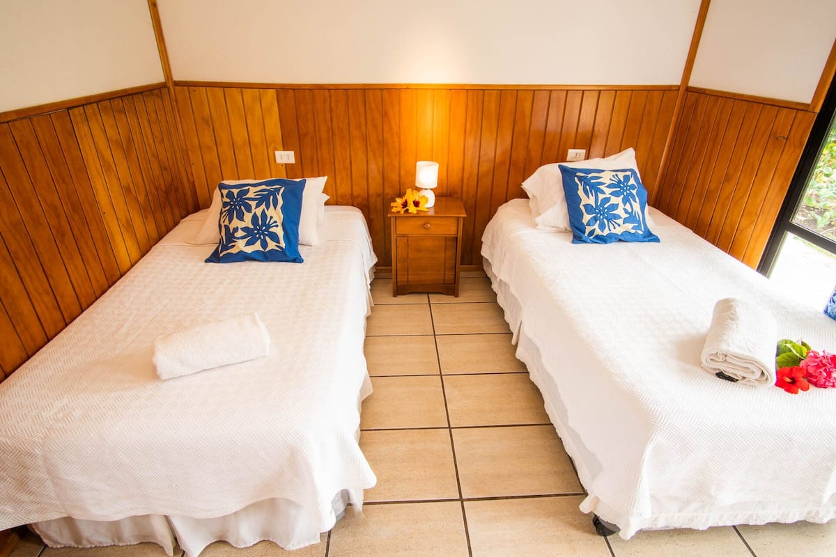Habitación doble estándar | Wifi gratis y ropa de cama