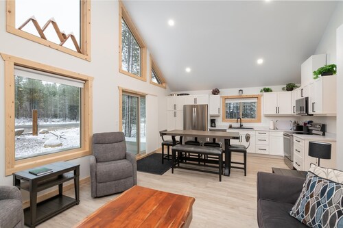 The Alpine Cabin Rental