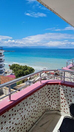 Espace de travail pour ordinateurs portables, accès au Wi-Fi (inclus)