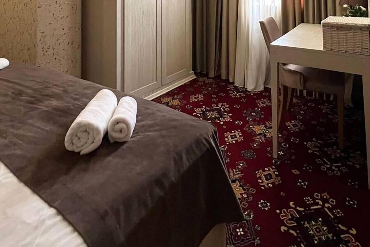 Literie de qualité supérieure, couette en duvet d'oie, bureau