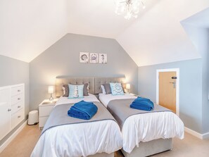 3 bedrooms, free WiFi, bed sheets