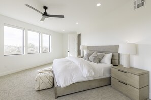 5 bedrooms, iron/ironing board, free WiFi, bed sheets