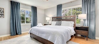 Fayetteville Flashback - 2 Mi to Downtown