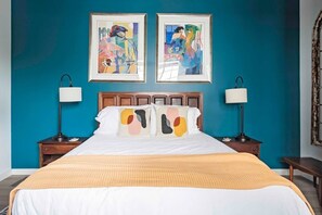 1 chambre, bureau, fer et planche à repasser, Wi-Fi