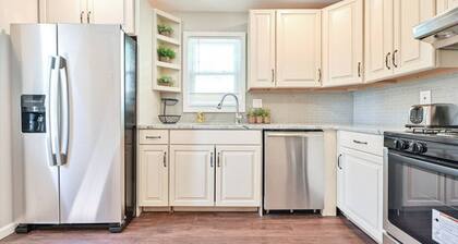 653 3rd St Unit 2 · After-Dune Delight