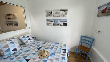 1 bedroom, travel crib, free WiFi