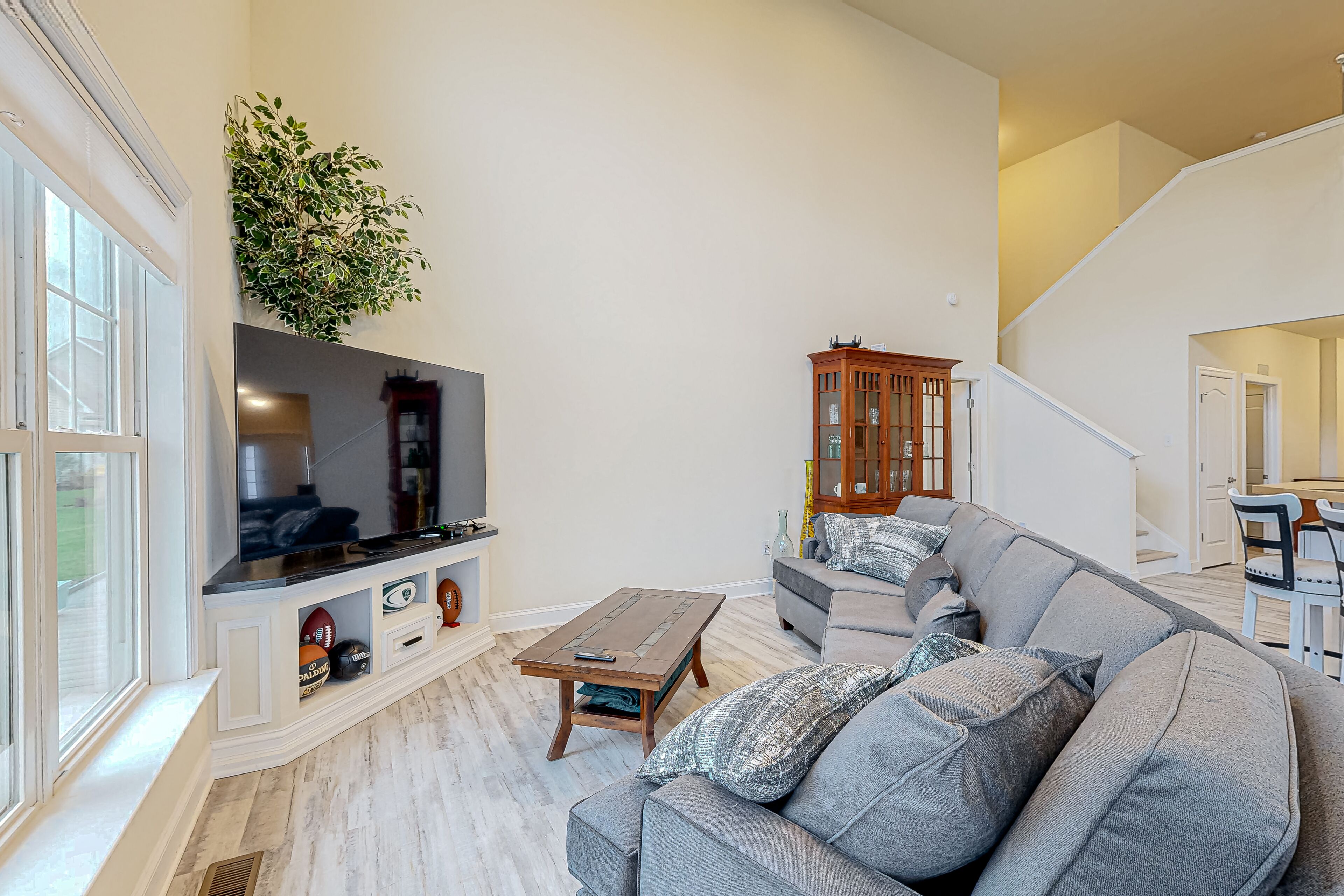 Bishop's Landing home with pool/tennis/gym access & beach shuttle