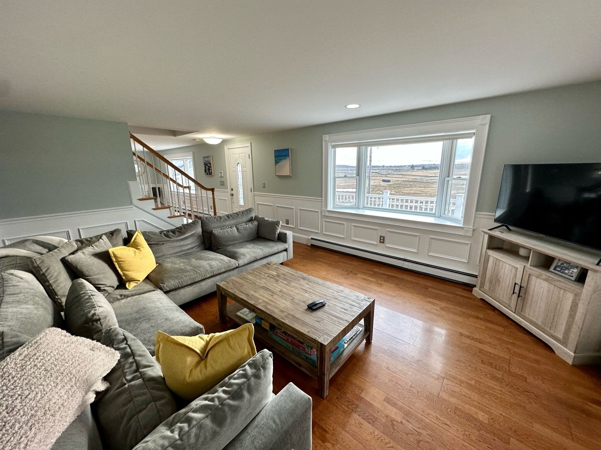 Plum Island Waterfront with private rooftop deck