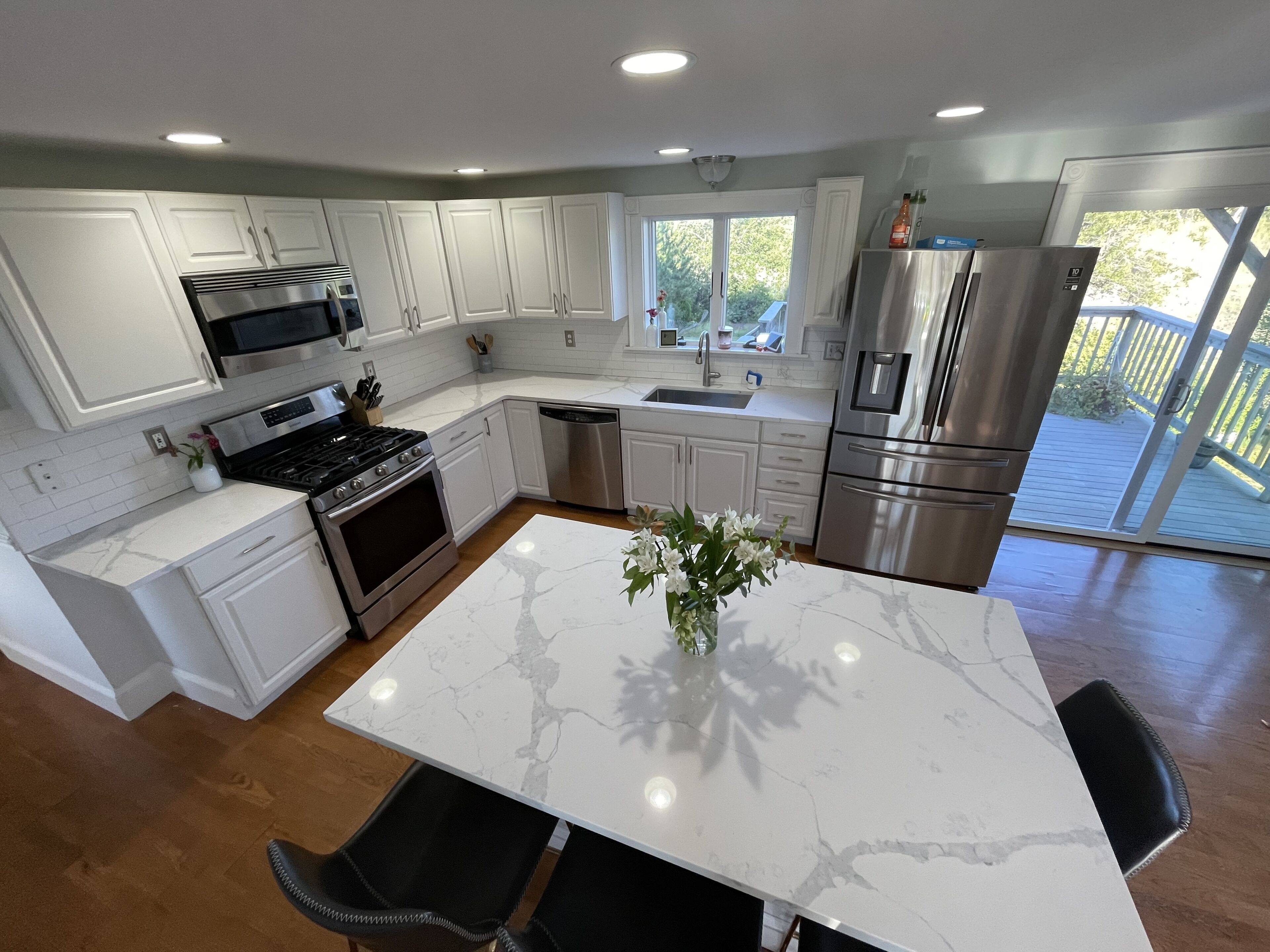 Plum Island Waterfront with private rooftop deck