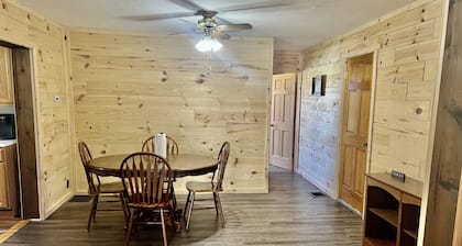 House 300 yards from Lake Logan! A few miles from Hocking Hills State Park!