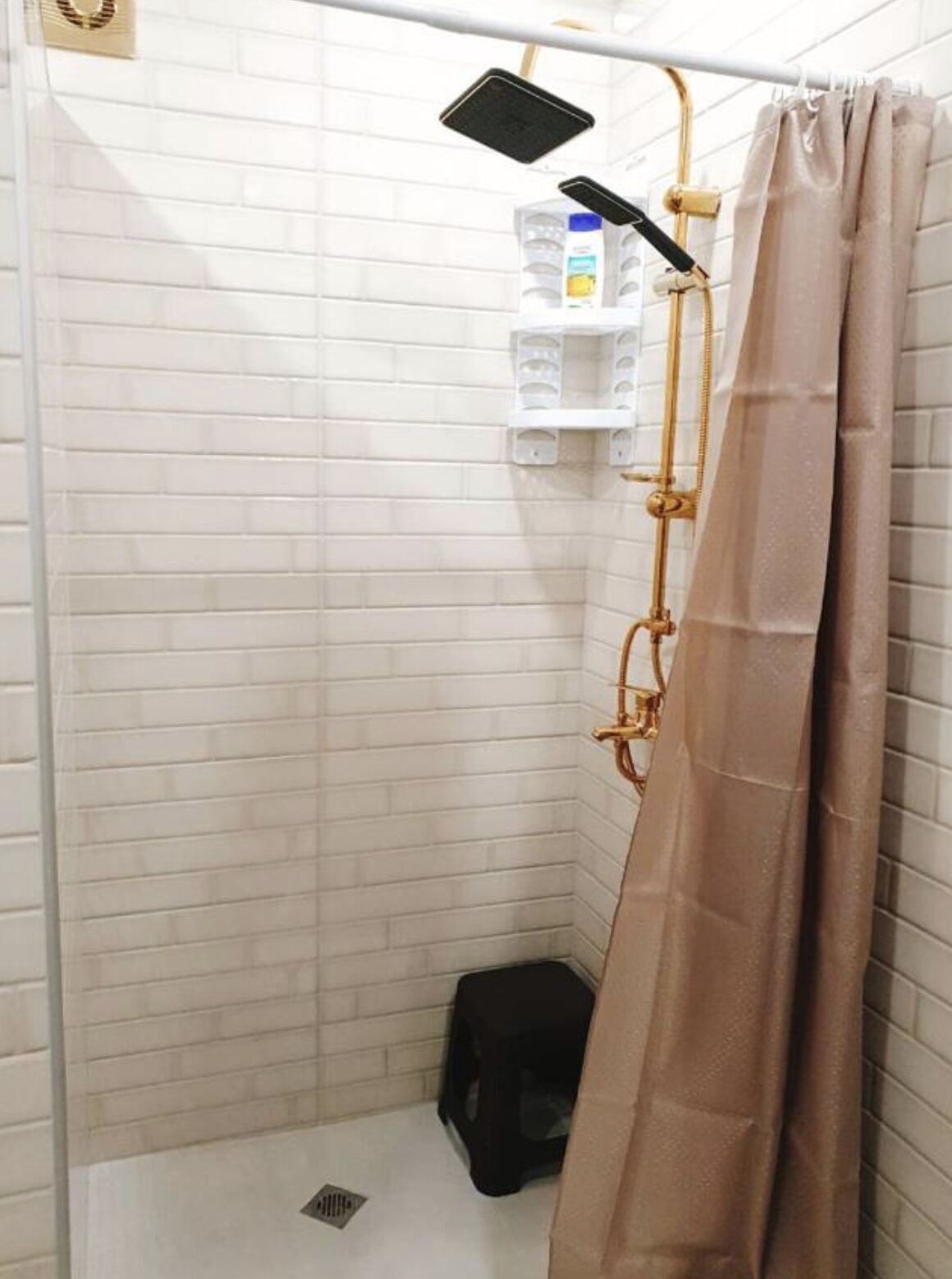 Free toiletries, hair dryer, bathrobes, slippers