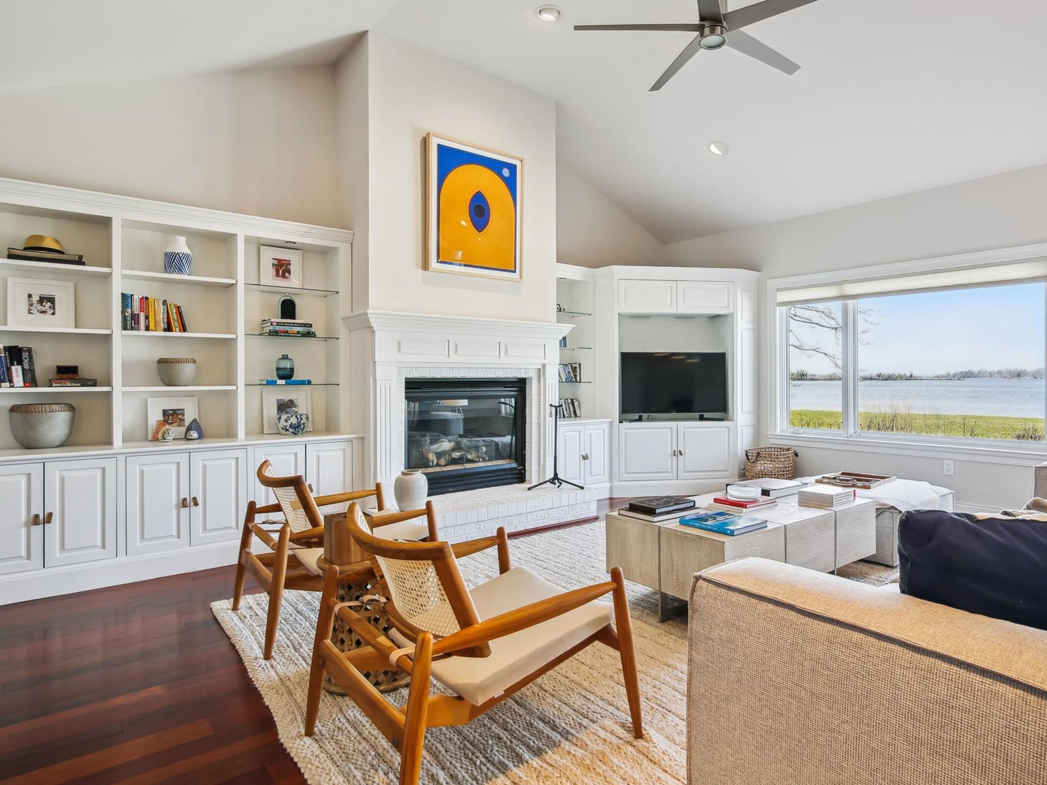 Sky View | an ESVR property