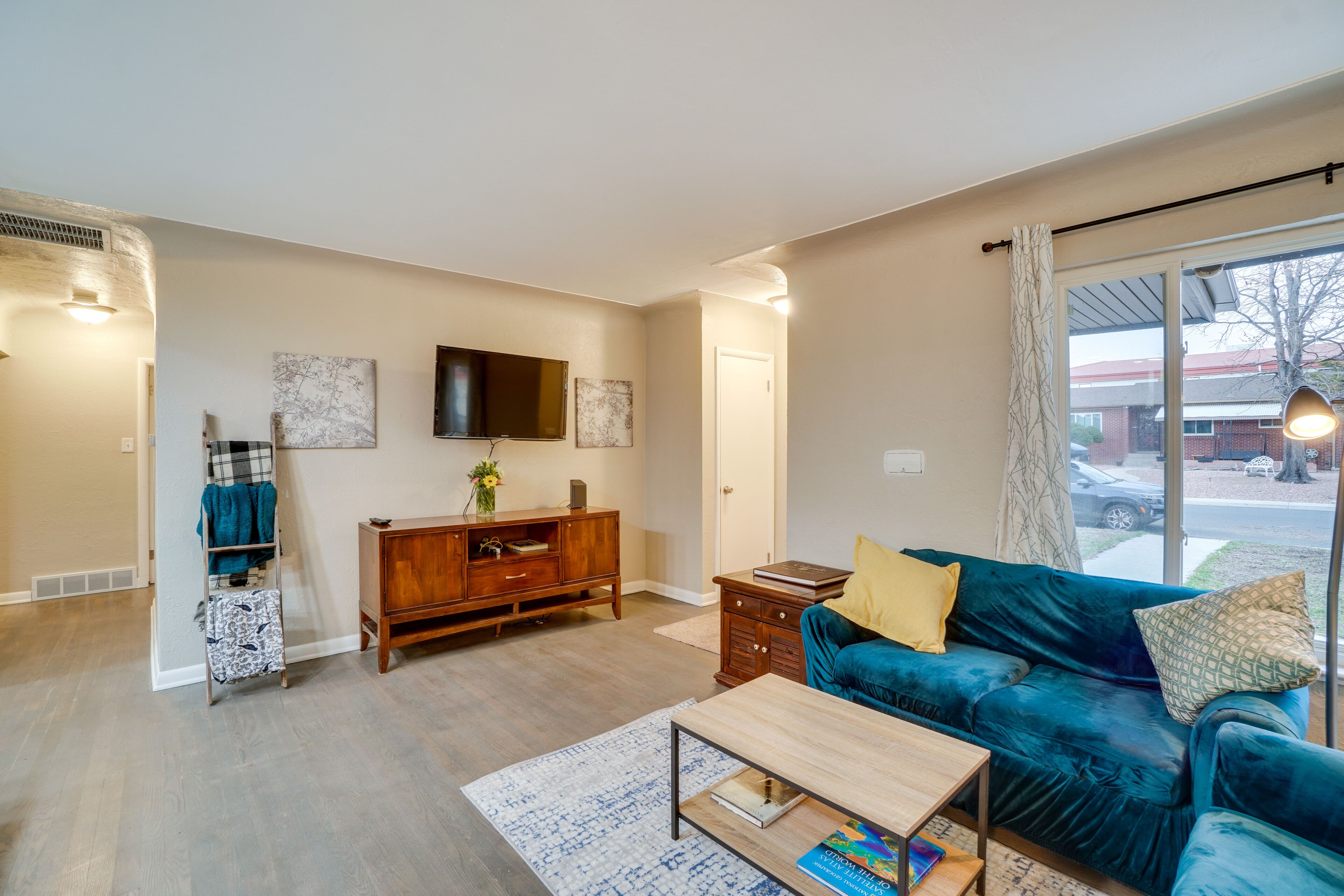 Dog-Friendly Wheat Ridge Home ~ 7 Mi to Denver!