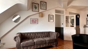 Télévision, livres, chaßne hi-fi