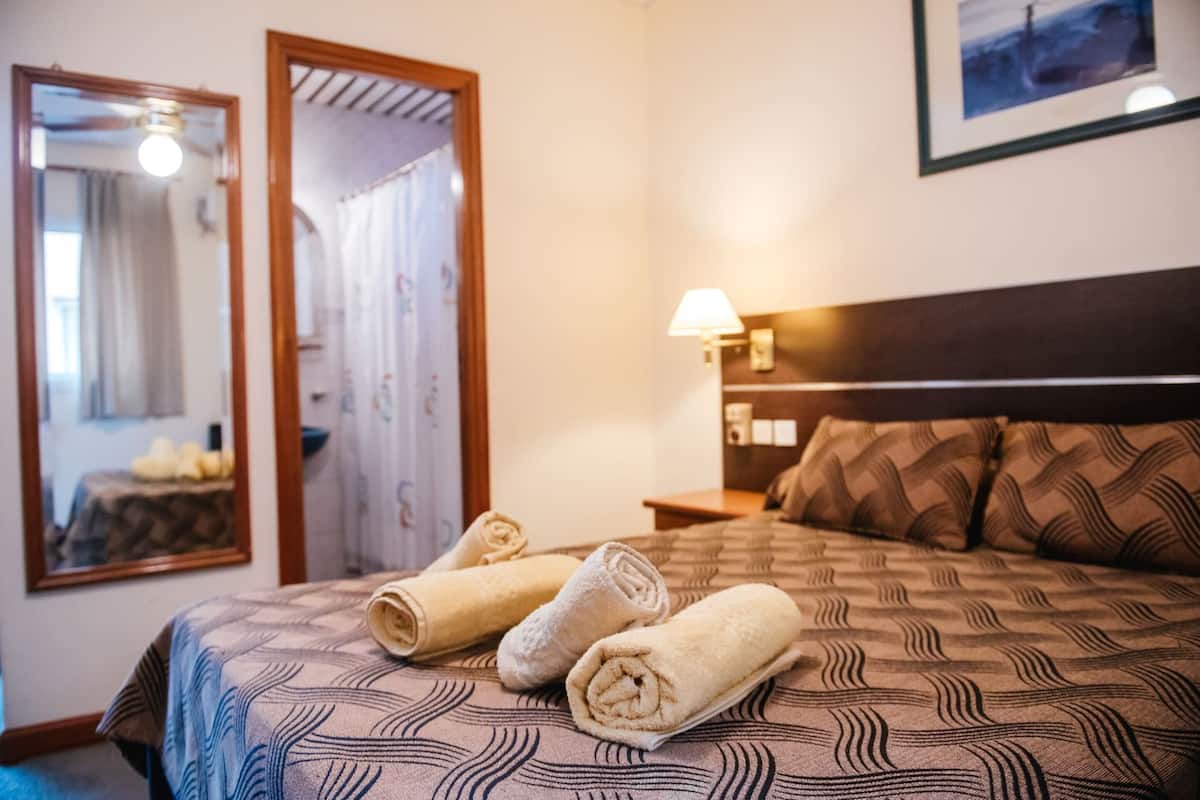 Chambre Quadruple Standard | Wi-Fi gratuit, draps fournis
