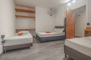 基础四人房, 1 间卧室 | 床单