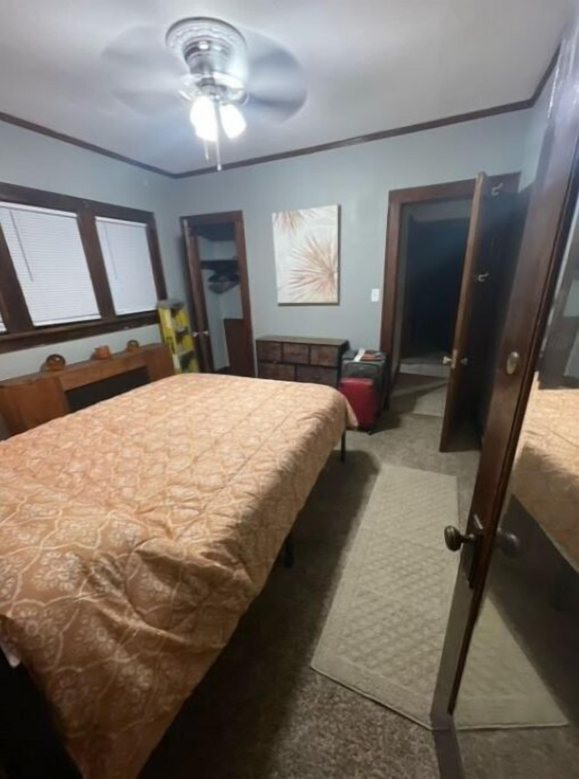 Quiet, comfortable, convenient, and walking distance from downtown