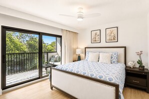 Room - Park Shore Resort 2nd Floor BLDG J #254 (Park Shore Resort)