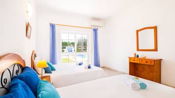 5 bedrooms, in-room safe, iron/ironing board, free WiFi