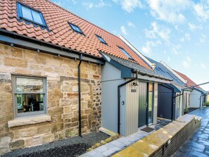 Exterior - Speed The Plough- UK43631 (Linlithgow, near Edinburgh)