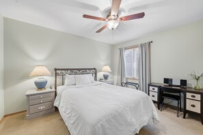 5 chambres, bureau, fer et planche à repasser, Wi-Fi gratuit