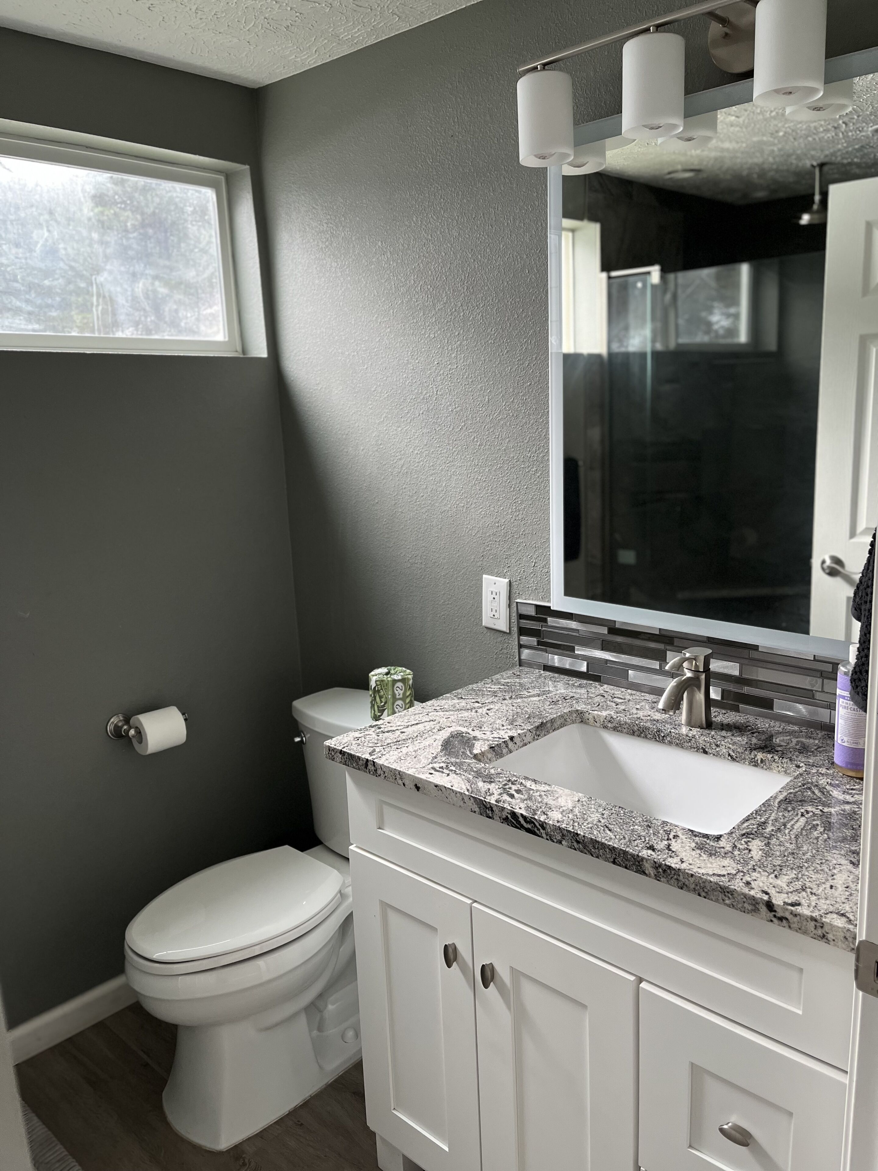 Newly Remodeled Midcentury Home with room for the whole family!