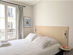 1 chambre, bureau, Wi-Fi gratuit, draps fournis