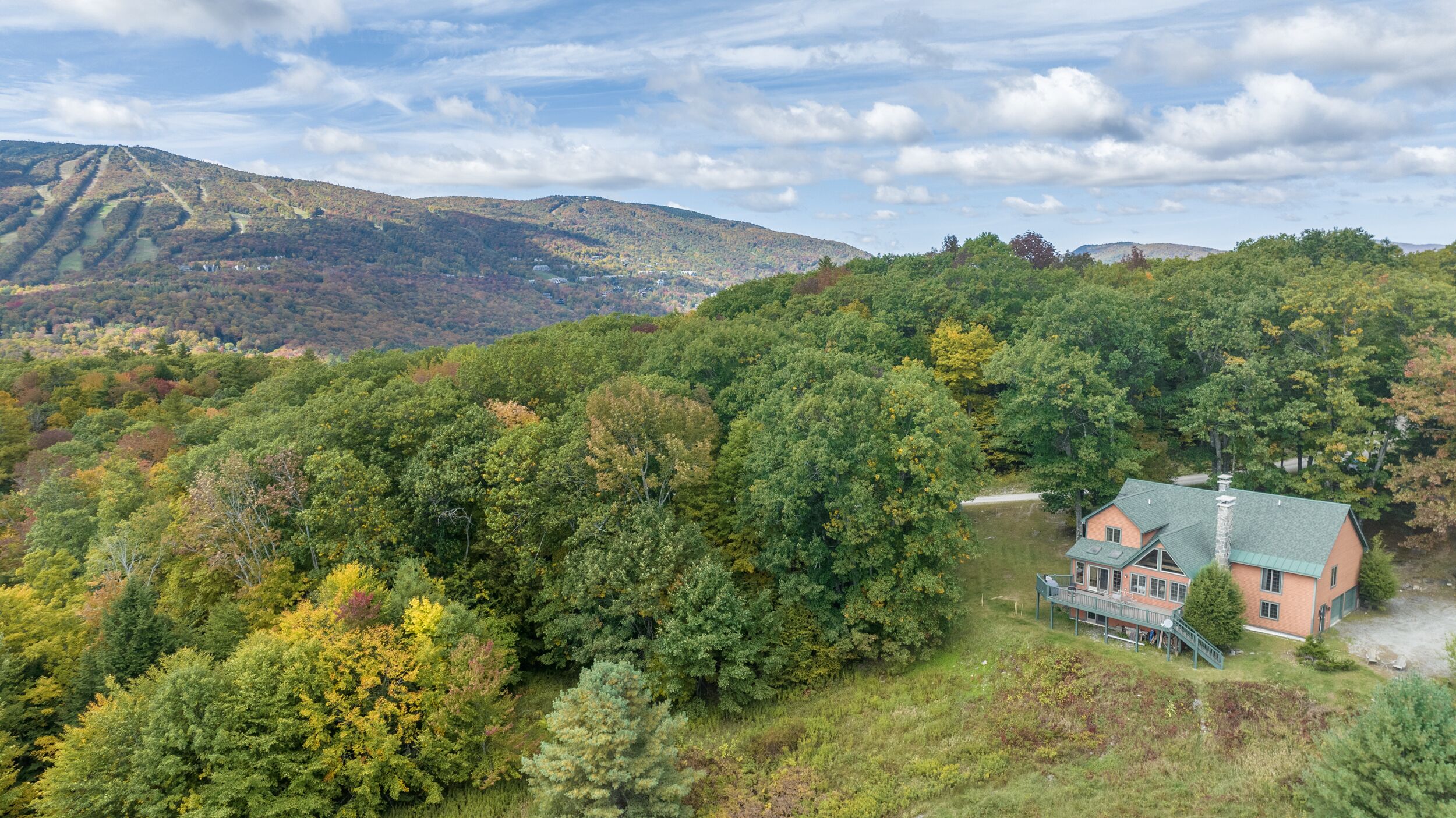 Stunning Views in Ludlow Vermont Minutes to Okemo Resort