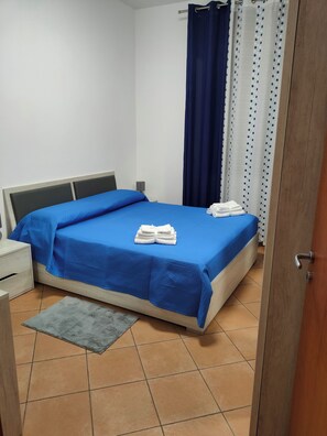 2 dormitorios, tabla de planchar con plancha, wifi gratis y ropa de cama