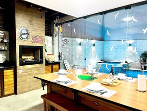 Deluxe Villa | Dining