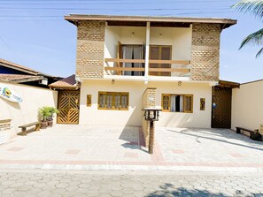 Deluxe Villa | Exterior