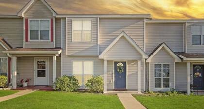 💙Wiregrass WelcomeTownhome💙 Single garage. 5 min. to FT Novosel