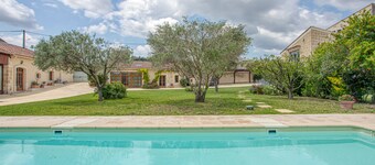 Historic wine property in Provence