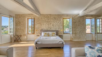 10 chambres, bureau, fer et planche à repasser, Wi-Fi