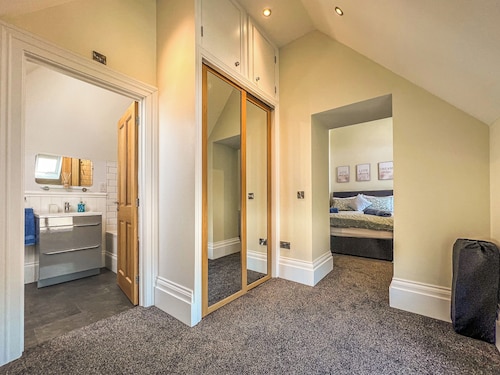 2 bedroom accommodation in Shanklin