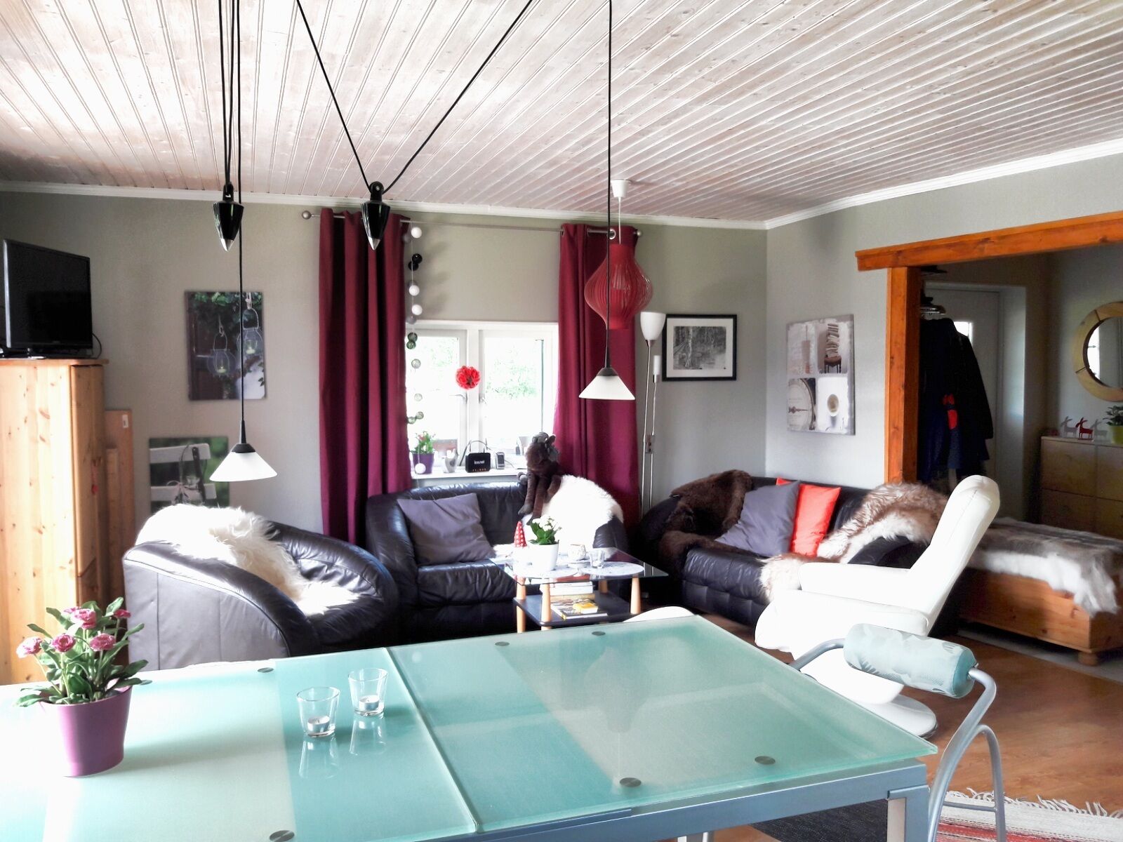 Gemütliches Ferienhaus mit Sauna und Grillstelle Sowie Zugang zum See