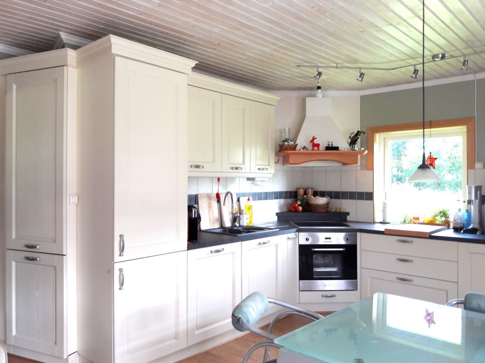 Gemütliches Ferienhaus mit Sauna und Grillstelle Sowie Zugang zum See