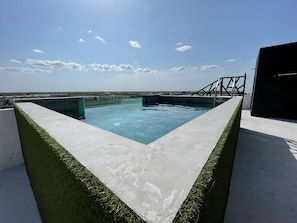 Outdoor pool - Beautiful brand new LOFT 1 mile away from the beach! (Playa del Carmen)