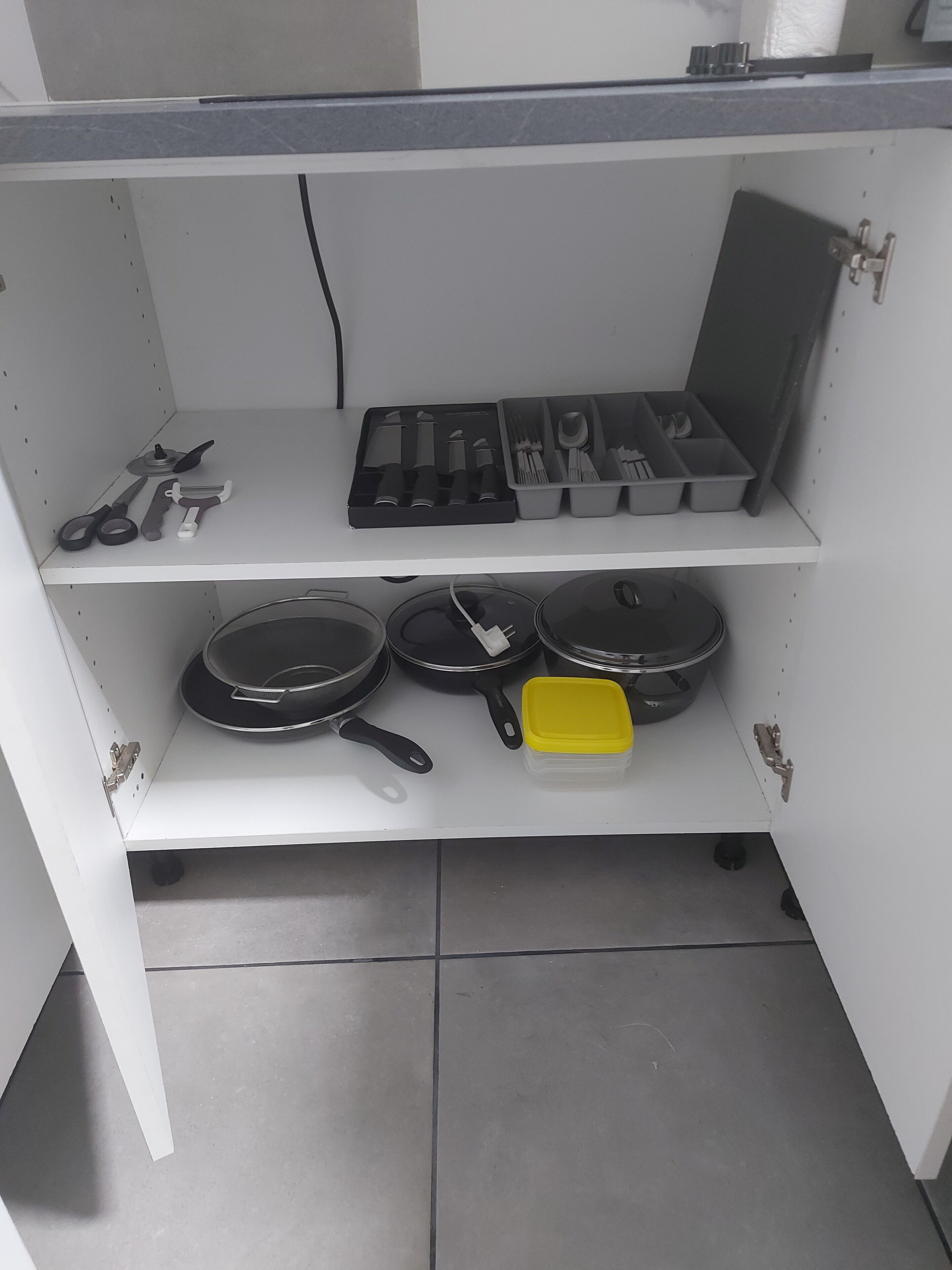 Large entire studio (annex house) near Paris