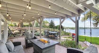 Lakefront Oasis w/ 2 fire pits, game room & kayaks