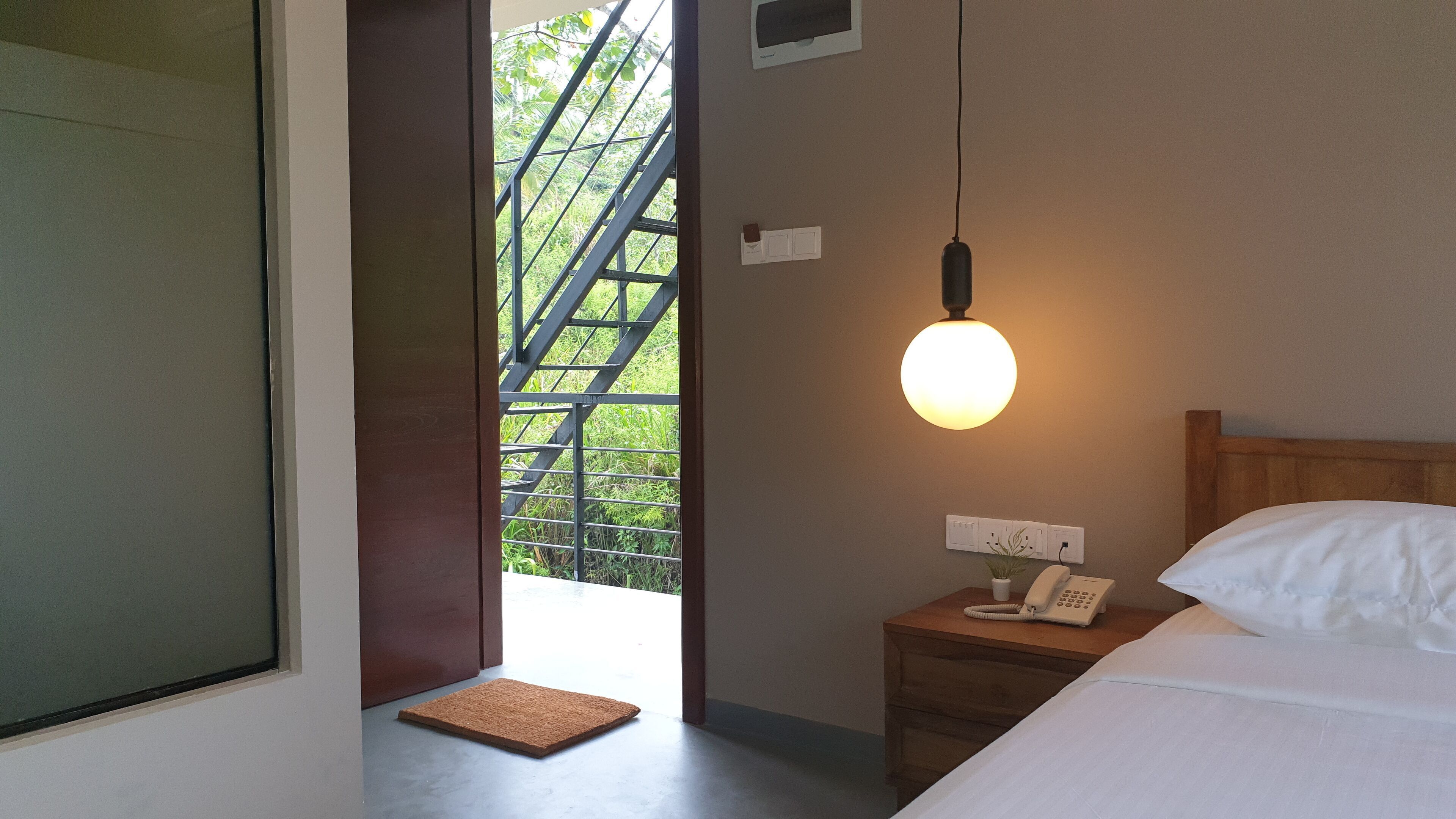 Down duvets, memory-foam beds, minibar, in-room safe
