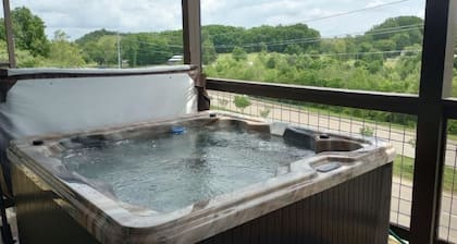 Modern Cabin with Private Pool